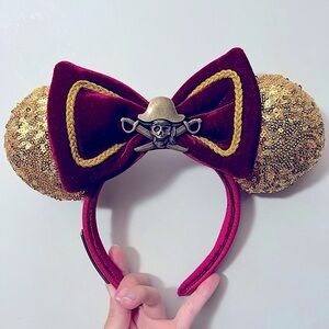 Disney Loungefly Pirates 🏴‍☠️ Ears